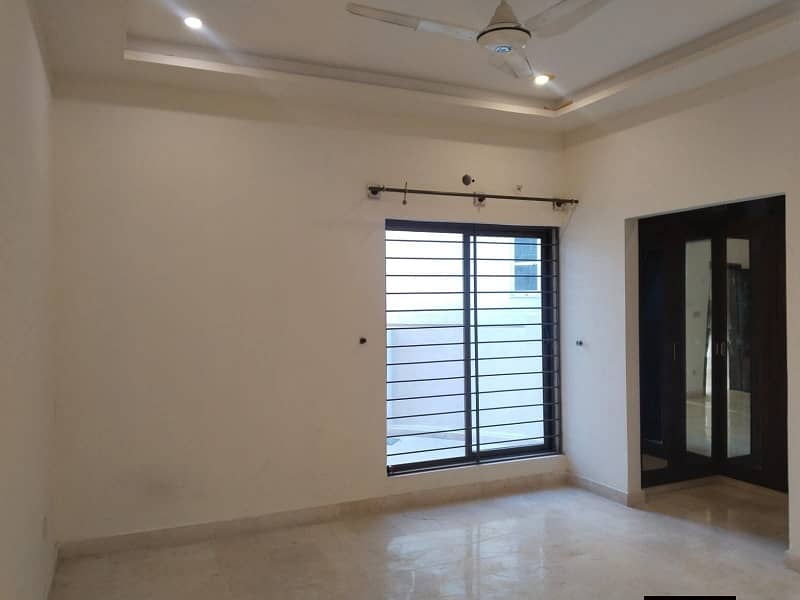 7 Marla Upper Portion For Rent 4