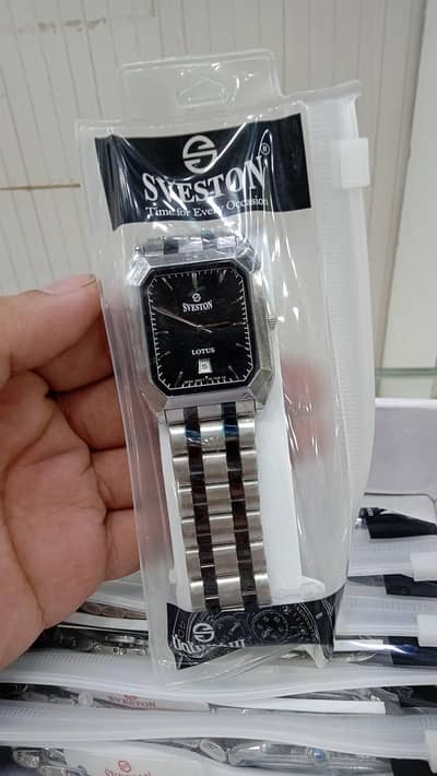 Sveston lotus Chain Watch Limited stock