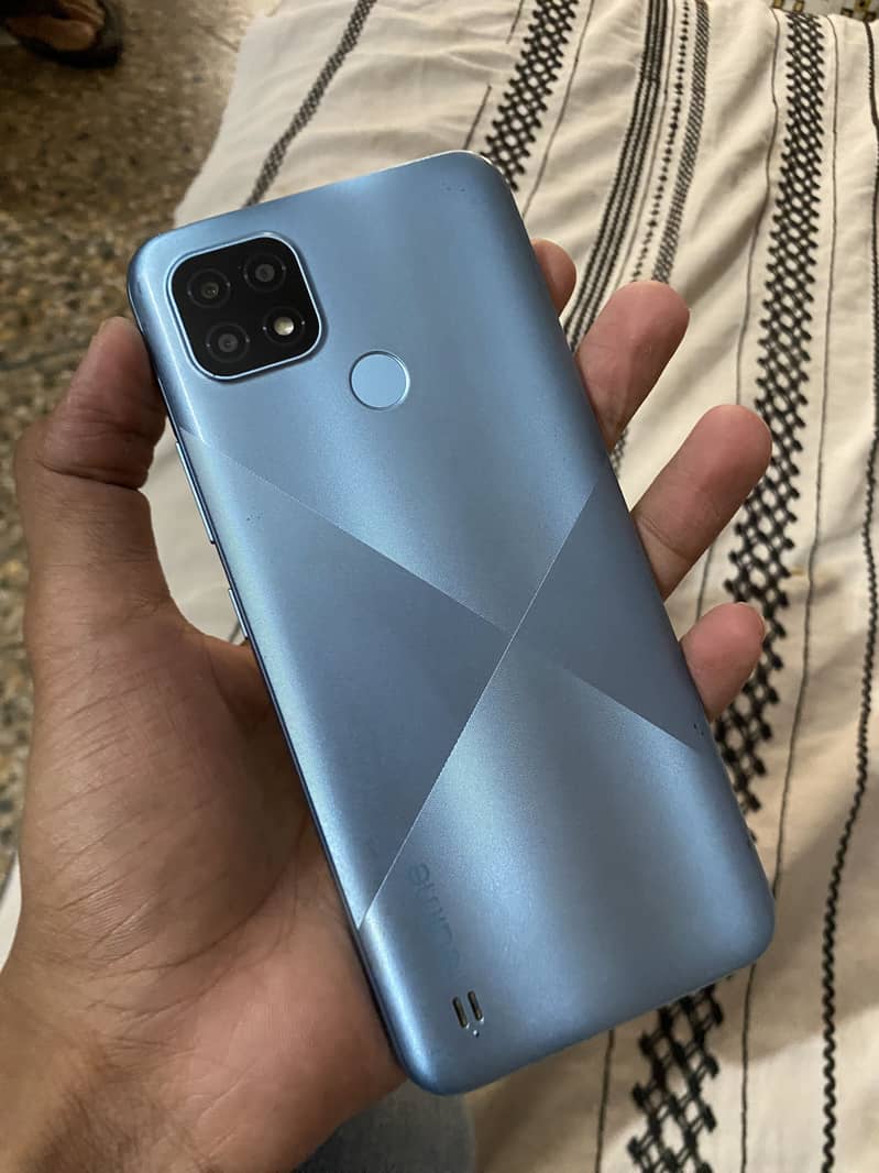 Realme C21 0