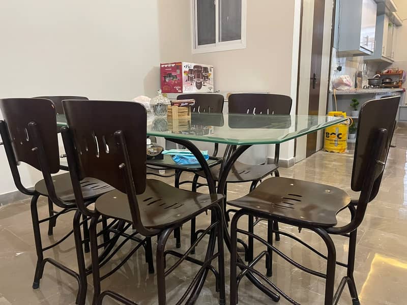 GLASS DINING TABLE 0