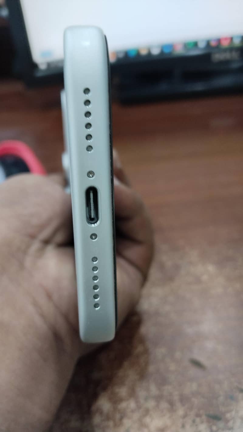 Apple iPhone 17 Pro Max 2