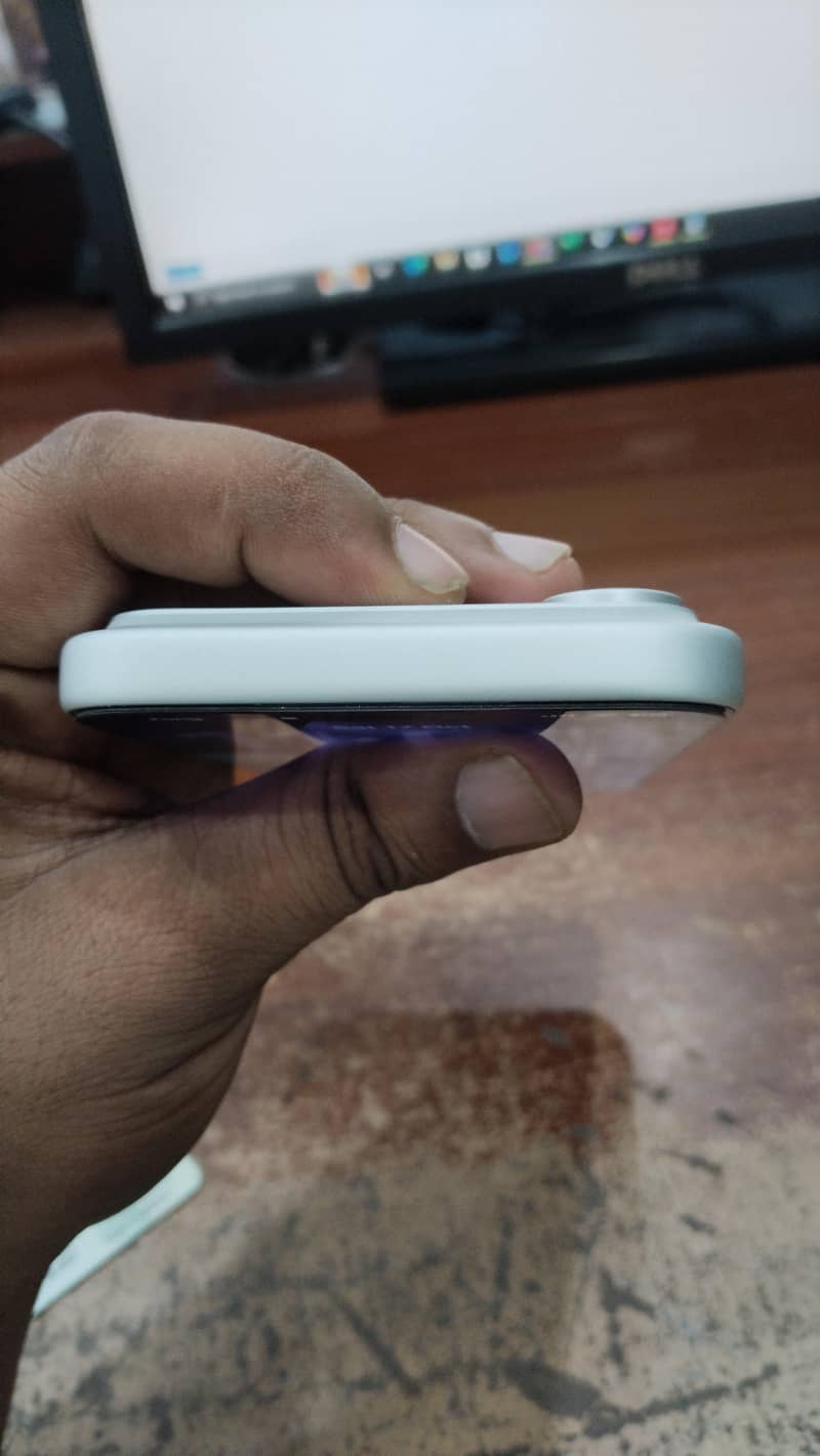 Apple iPhone 17 Pro Max 5