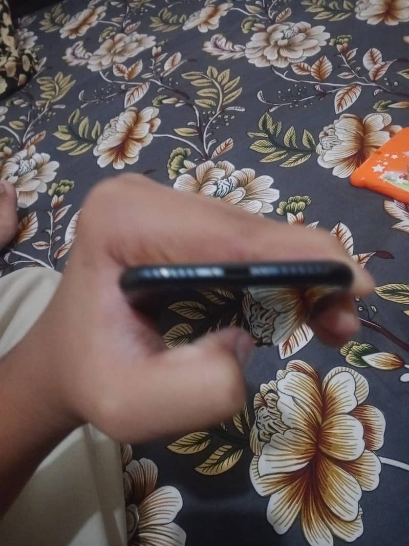 Apple iPhone SE 0