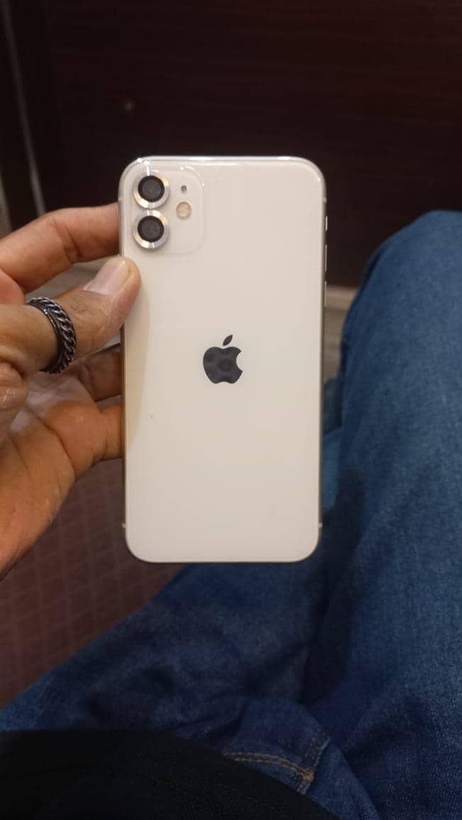 Apple iPhone 11 2