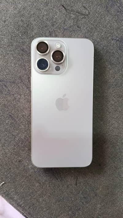 Apple iPhone 15 Pro Max