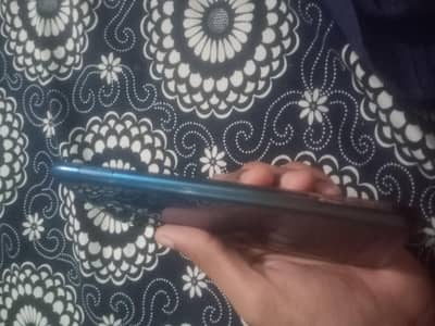 Infinix Hot 8