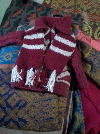 Handmade Wool Sweater Muffler Set - Boy Girl Dono - New