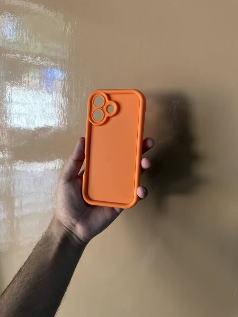 iPhone 16 Covers 5