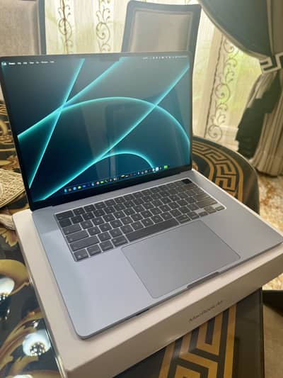 2026 M5 MacBook Air 15.3” glacier blue / Sky blue / 16GB Ram / 512GB