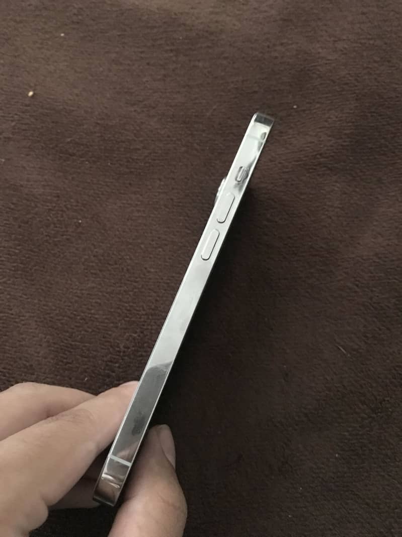 Apple iPhone 14 Pro 3