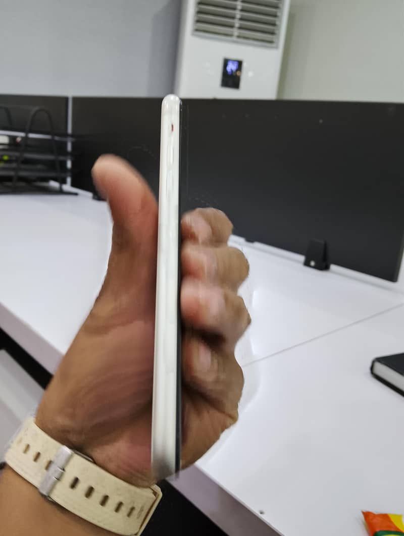 Apple iPhone 11 2
