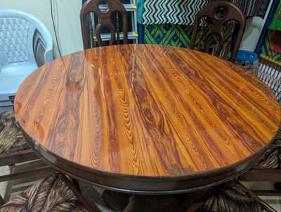 Dinning table for sale