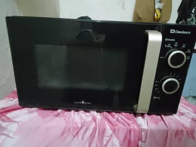 Dawlance Microwave Oven