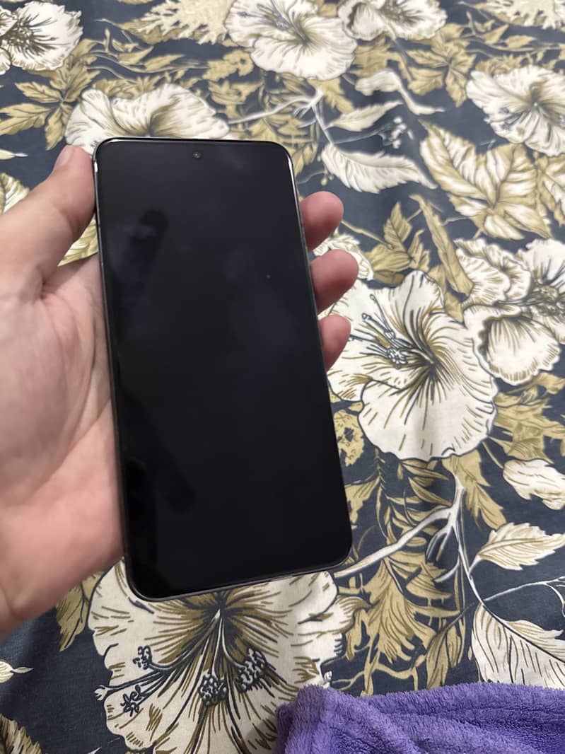 Google Pixel 8 2