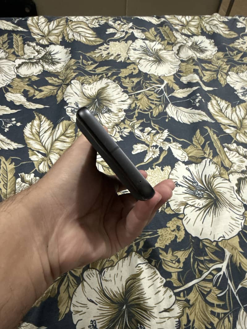 Google Pixel 8 6