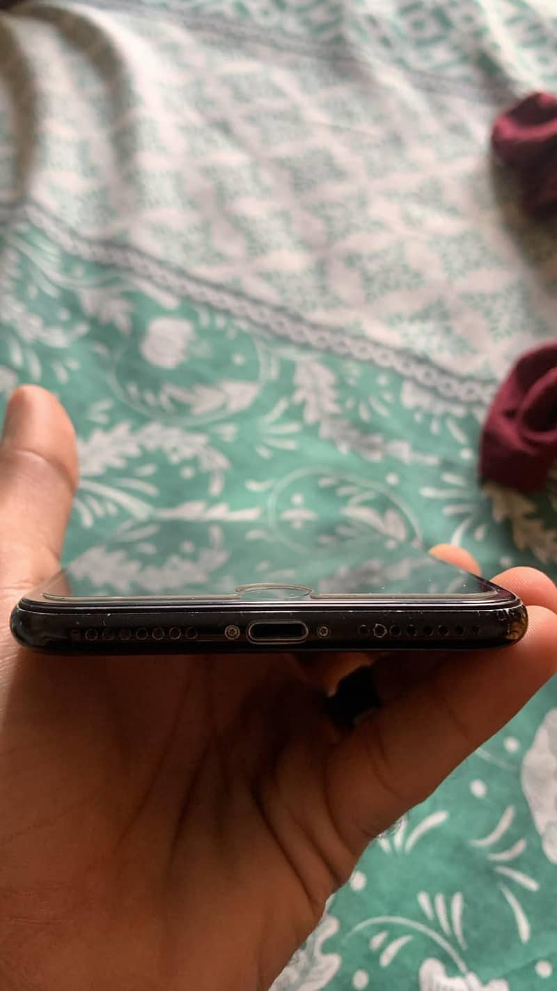 Apple iPhone 7 Plus 2