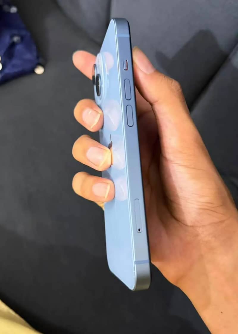 Apple iPhone 14 5
