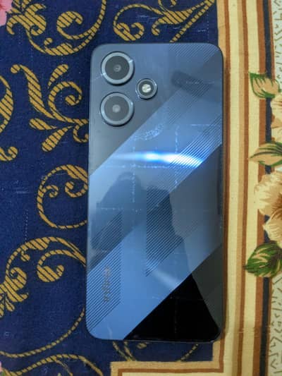 Infinix Hot 30 Play
