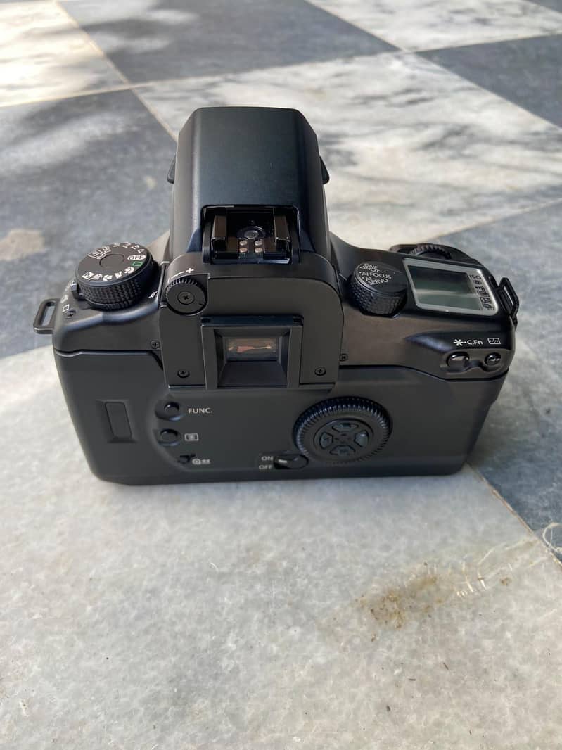 canon eos 33 5