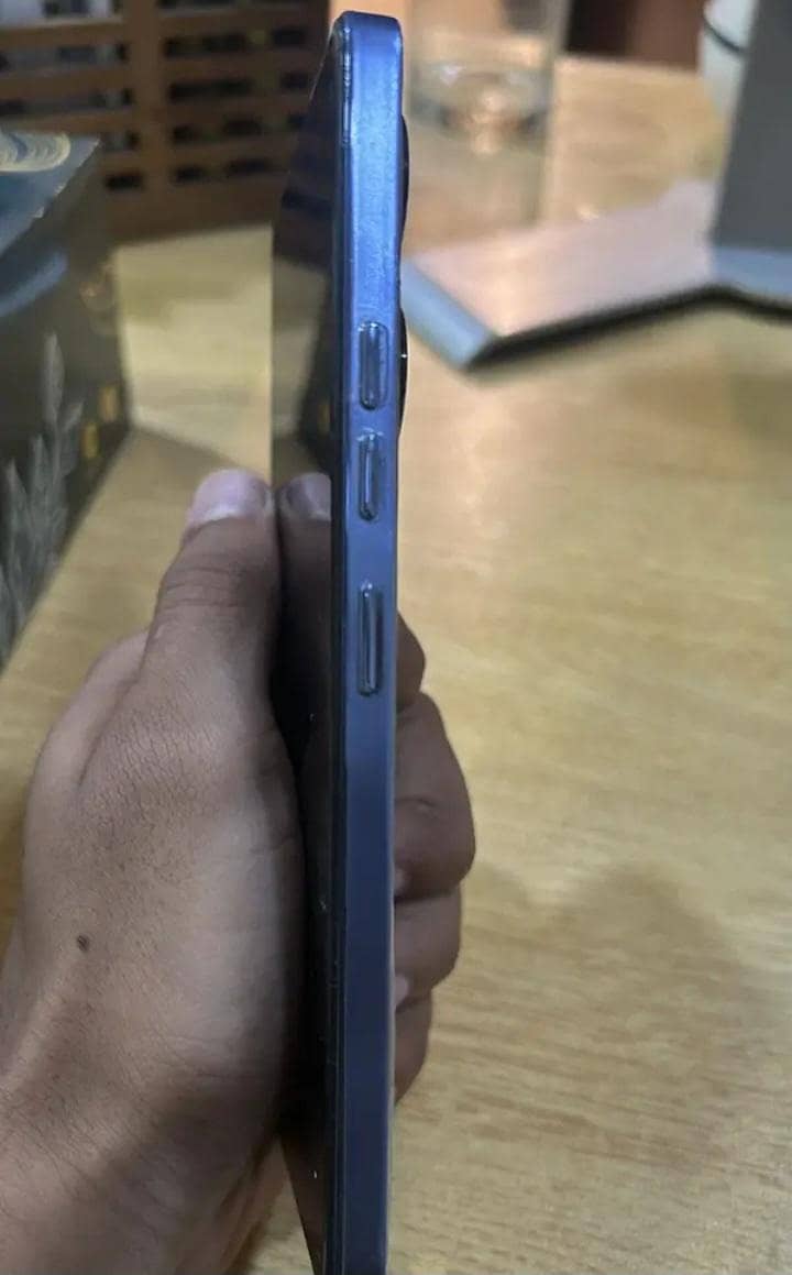 Tecno CAMON 20 1
