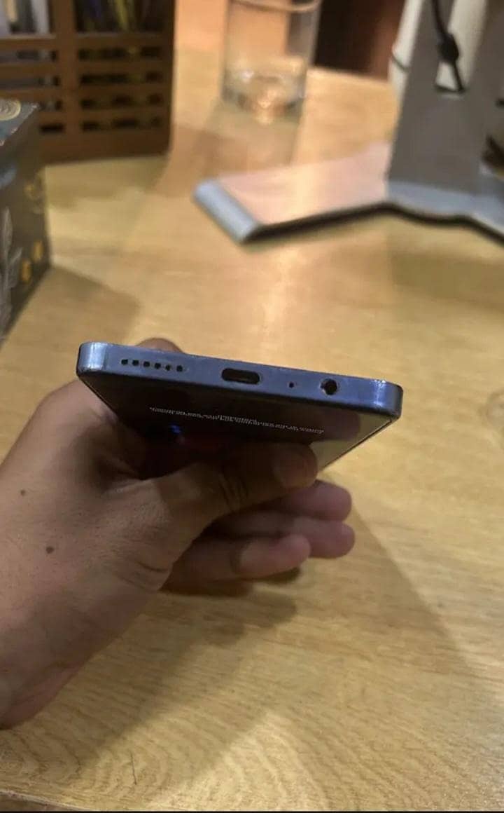 Tecno CAMON 20 2