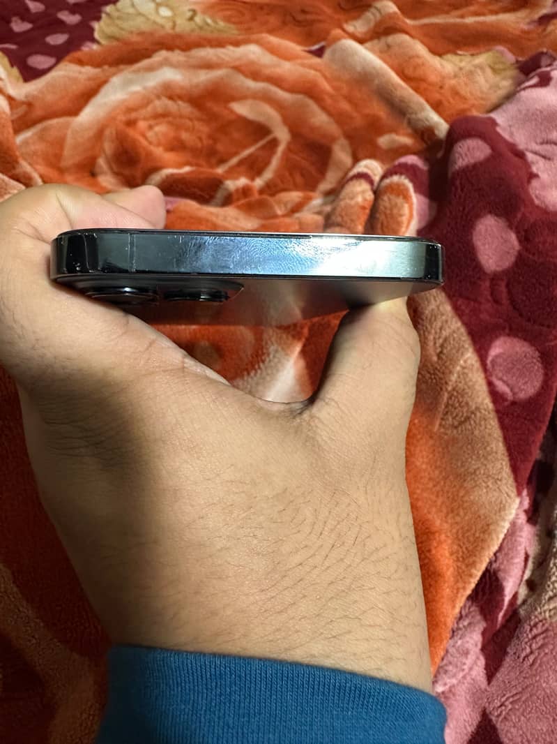 Apple iPhone 12 Pro Max 3