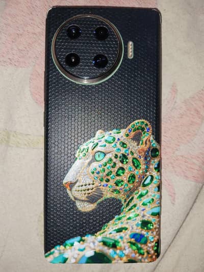 Tecno Spark 20 Pro Plus