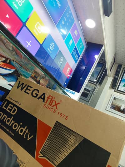 I Android 48 led tv box pack Samsung box pack 0334-8041559