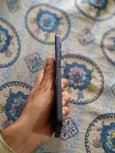 sparx 8 pro neo 4 Ram 128 Rom haii