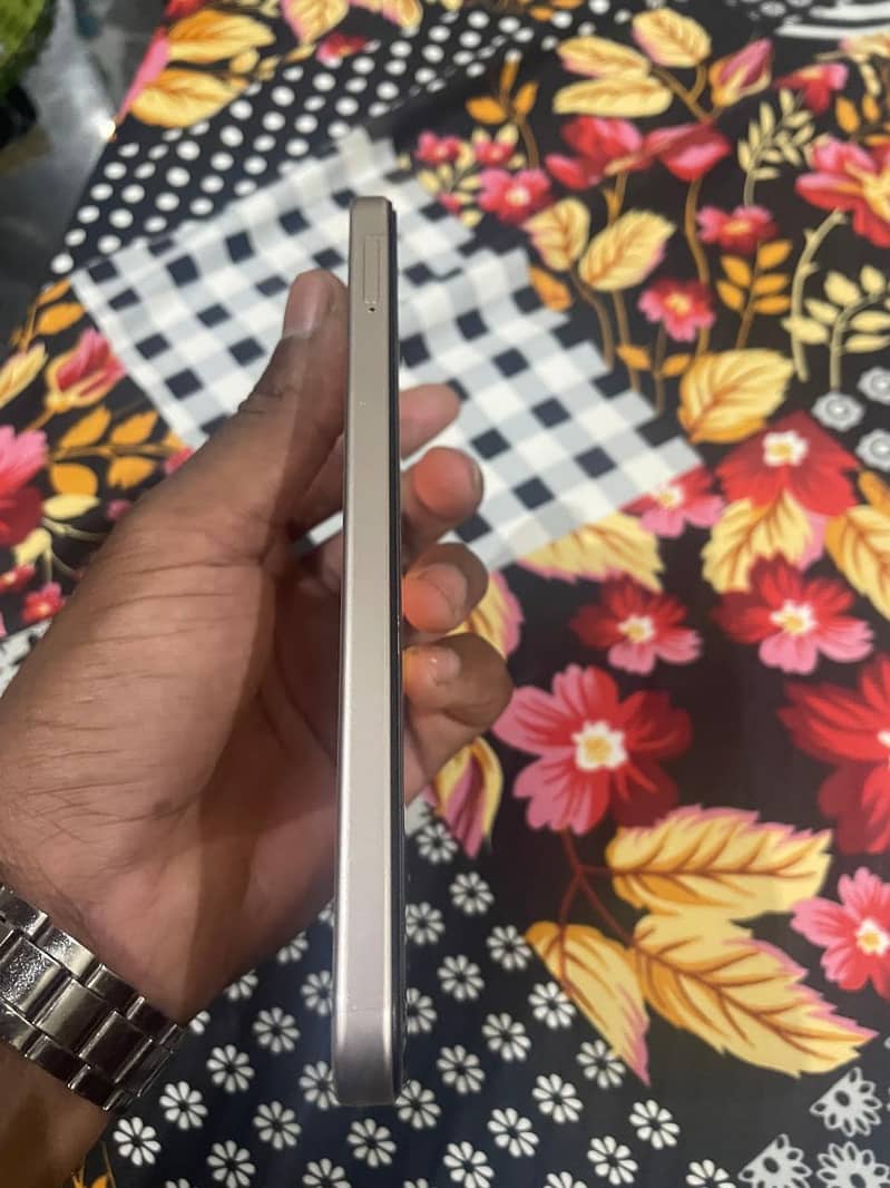 OPPO A6 5