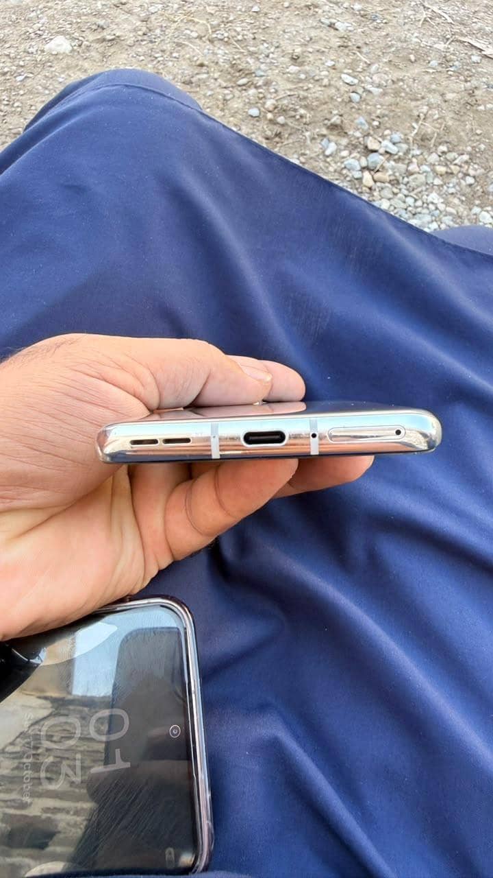 One Plus 9 Pro 0