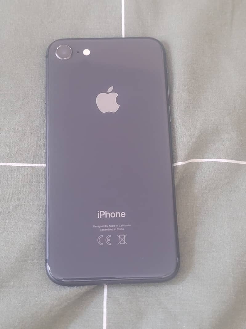 Apple iPhone 8 4