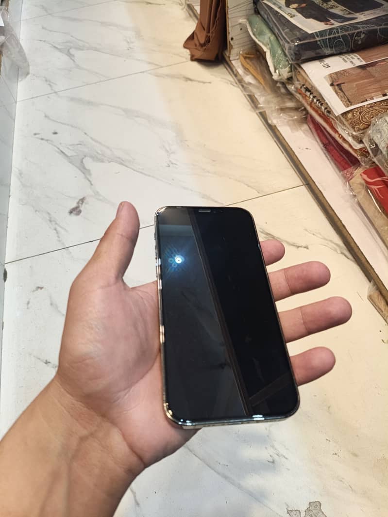 Apple iPhone 12 Pro 8