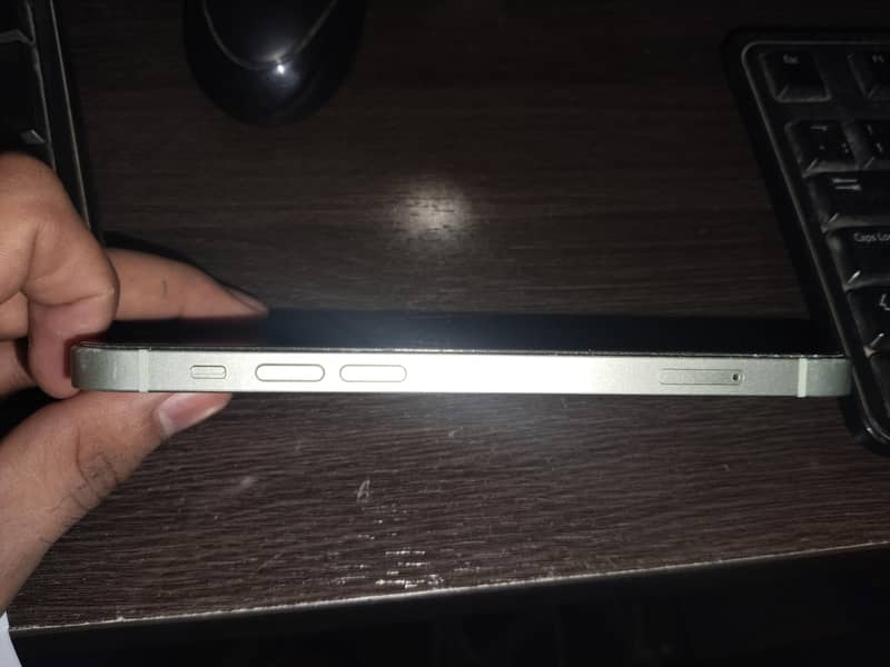 Apple iPhone 12 bdm 2