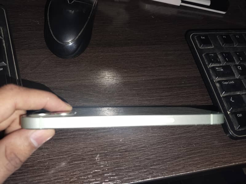 Apple iPhone 12 bdm 3