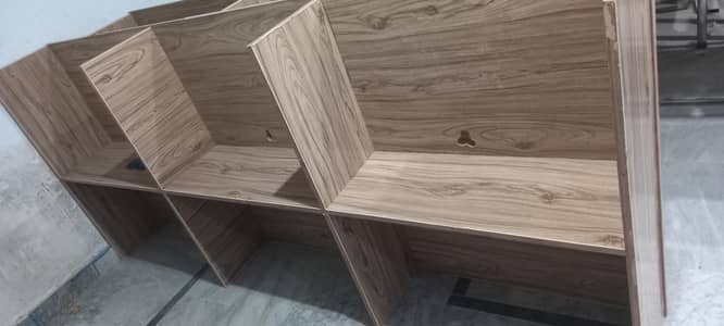call centre workstation gaming zone desks