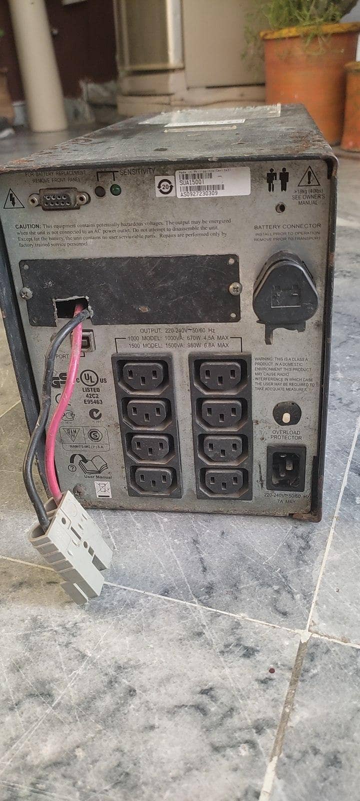 APC UPS 3