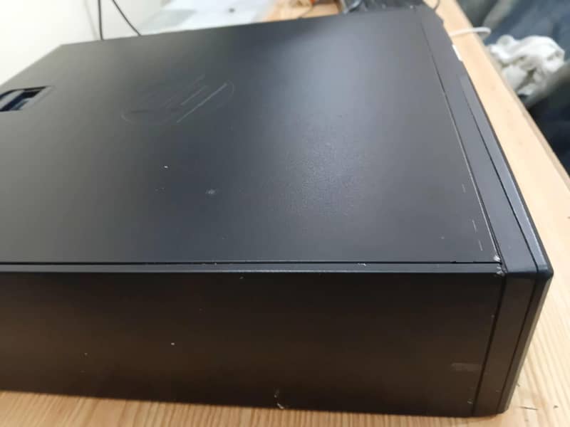 PC with mouse keyboard 4