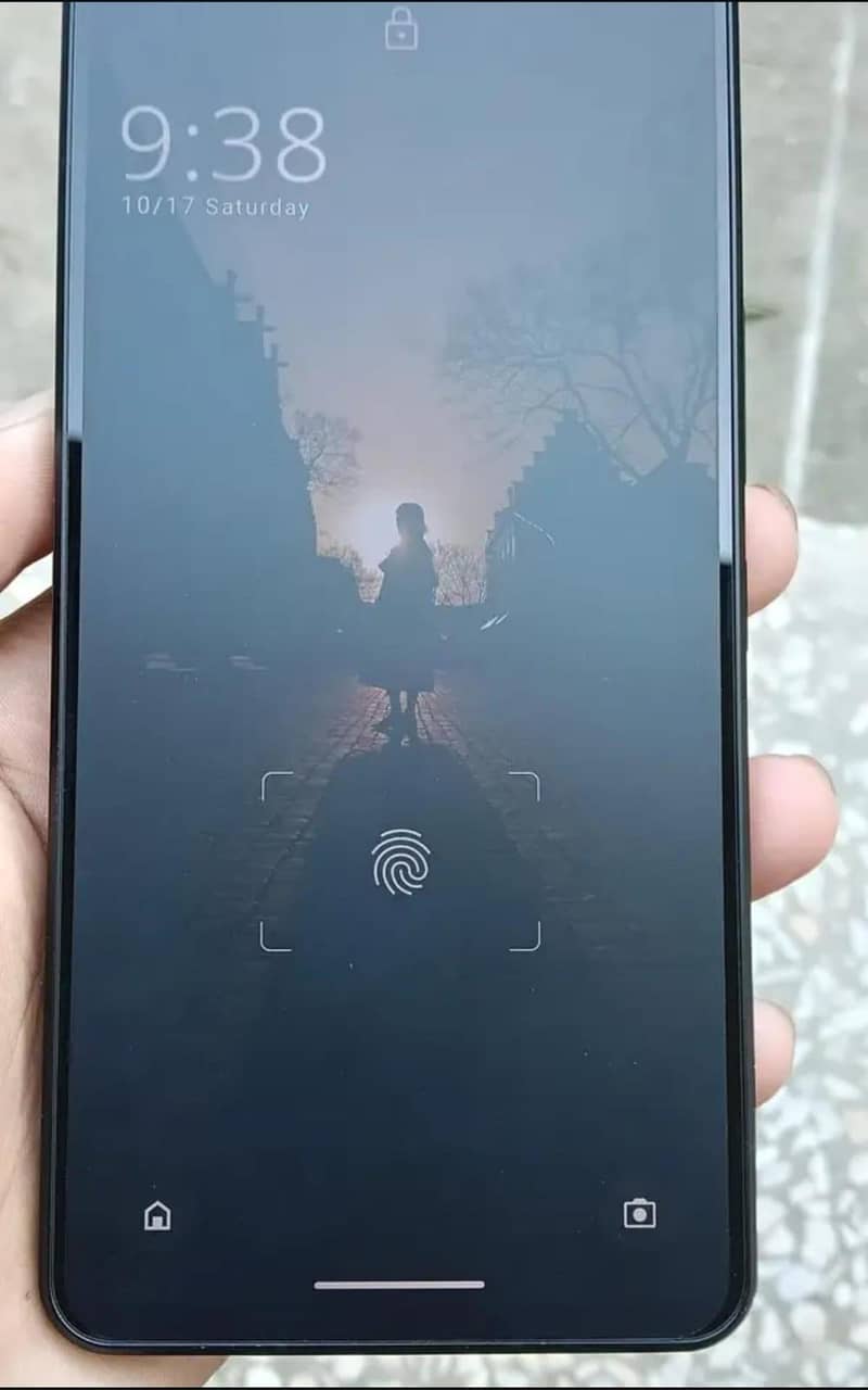 Sharp Aquos R7 1