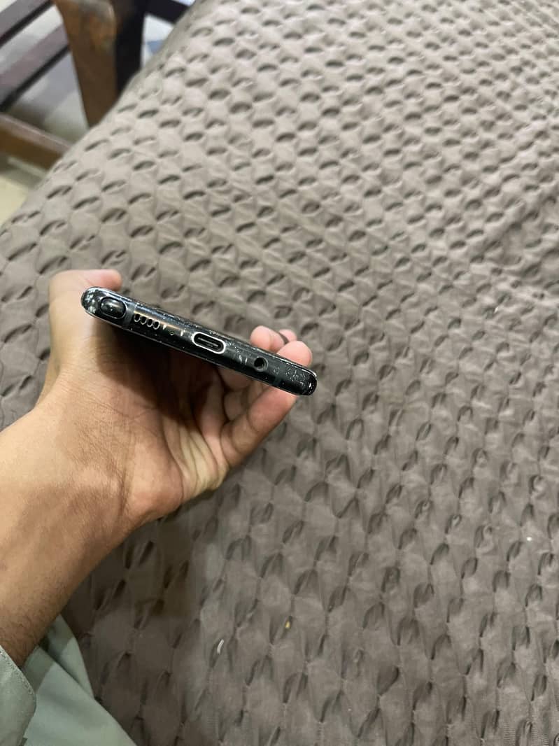 Samsung Mobile Note 8 4