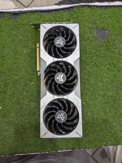 Galax RTX 4070 12gb tri fan