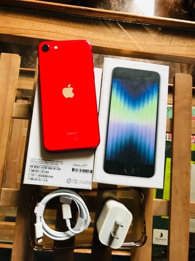 iPhone SE (64gb) urgent sale. 03/09/10/18/123