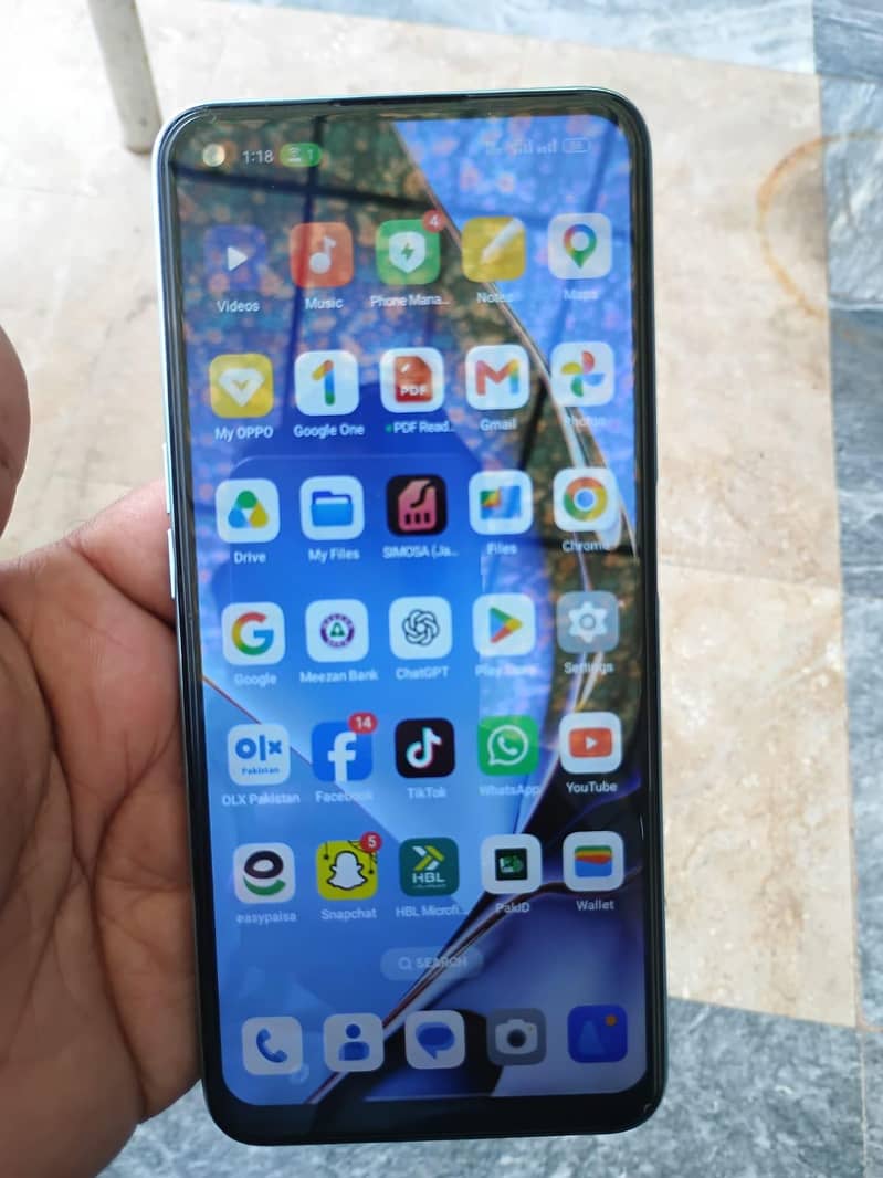 OPPO A76 1