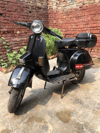 Vespa px 150 1981 model