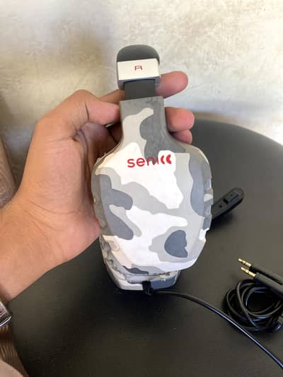 Senicc gaming headset - Excellent sound quality and perfect condition