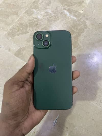 Apple iPhone 13