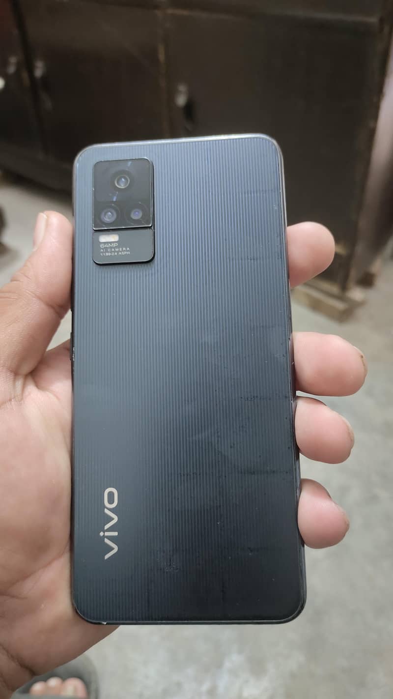 Vivo V21e 1
