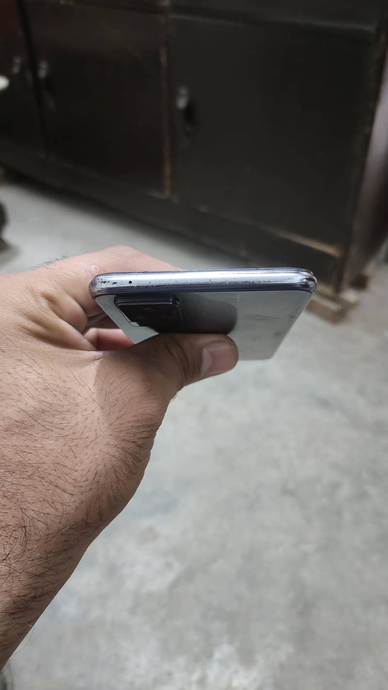 Vivo V21e 5