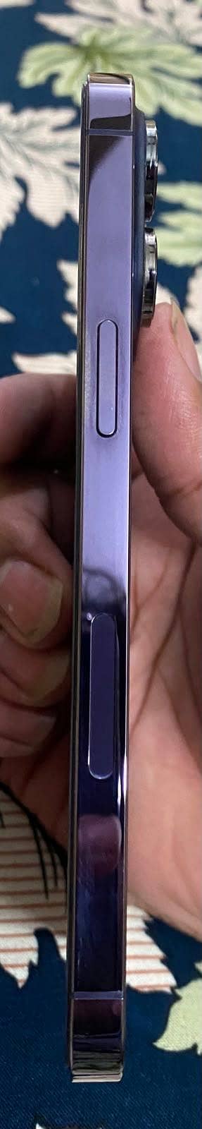 Apple iPhone 14 Pro Max 1