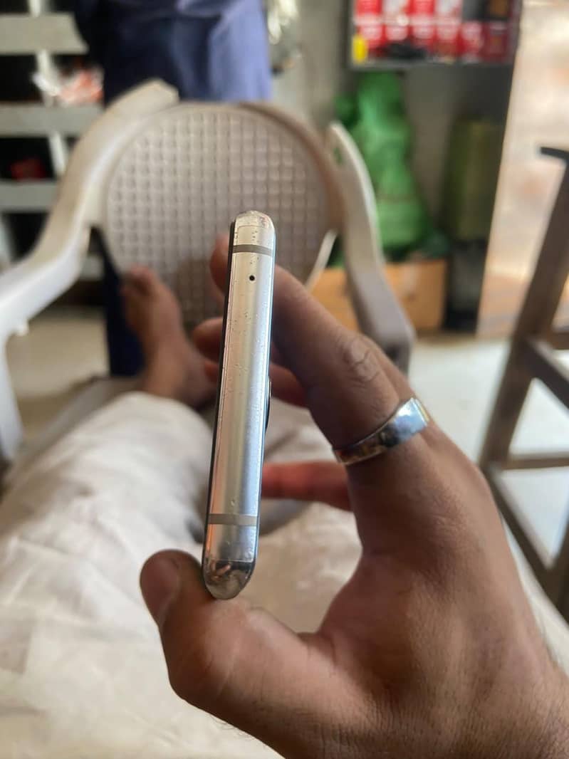 One Plus 8 4